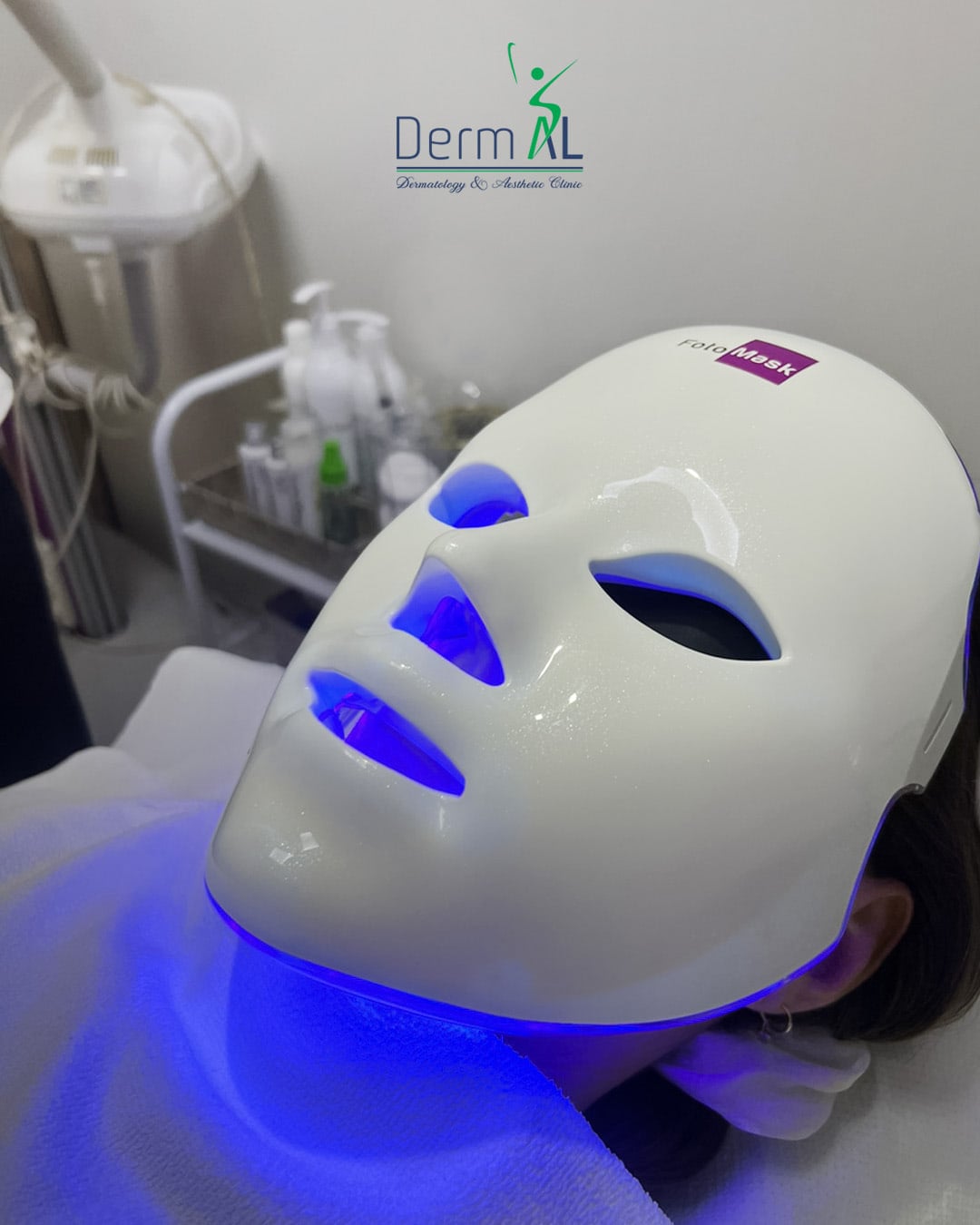 dermAL post: blue-light LED face mask treatment